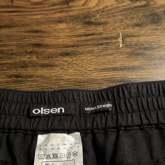 Olsen cotton knee length shorts in black .Suze S - Picture 6 of 6